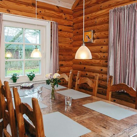 6 Person Holiday Home In Hovborg Exteriör bild