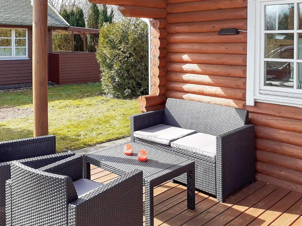 6 Person Holiday Home In Hovborg Exteriör bild