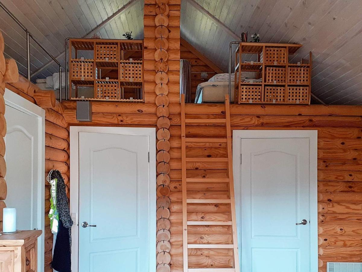 6 Person Holiday Home In Hovborg Exteriör bild